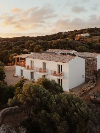 Alex Moling Nuali Esterni 2